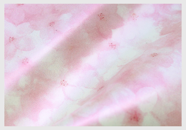 桜のレザープリント、生地の様子