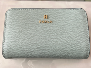 FURLAフルラの財布を娘にプレゼントしたレビュー投稿写真